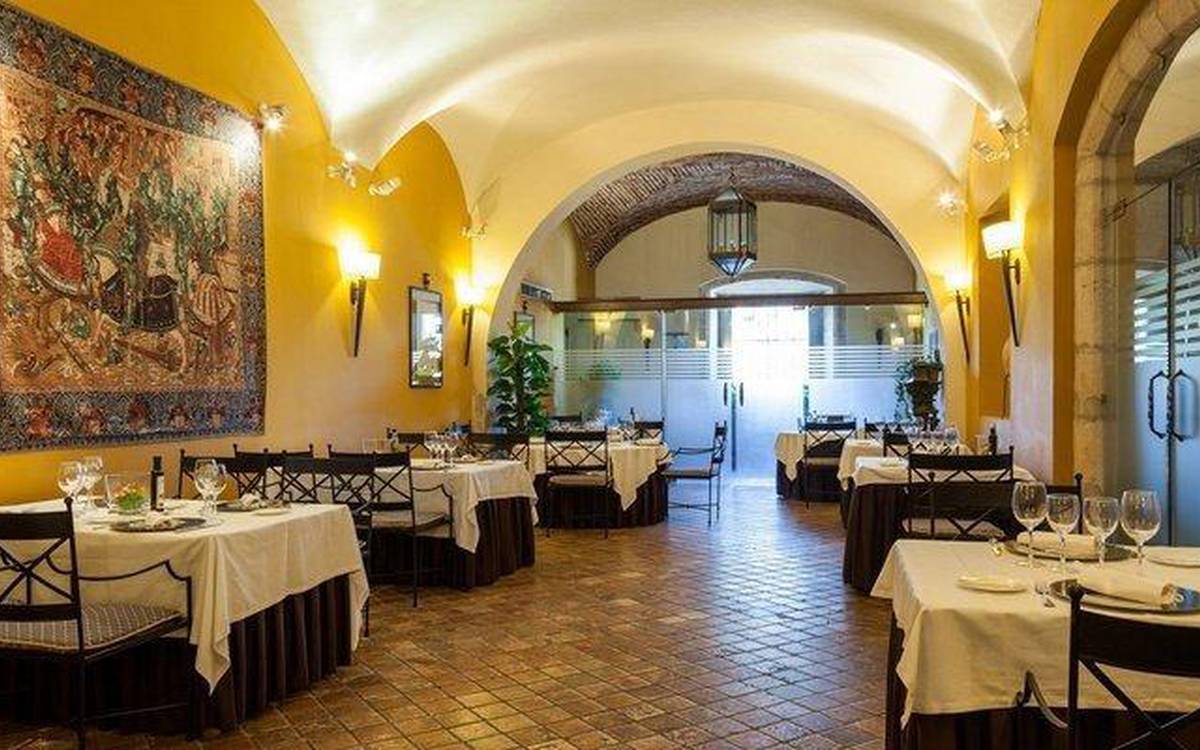 Restaurant Hotel ILUNION Mérida Palace Restaurant Hotel ILUNION Mérida Palace